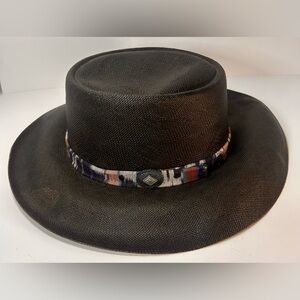 Bailey U-Rollit Brimmed Flexible Hat. Small Discoloration. 7 5/8 Black USA Made